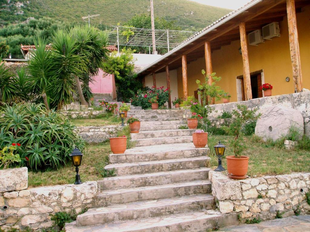 Archontiko Maisonettes Alykes  Exterior photo